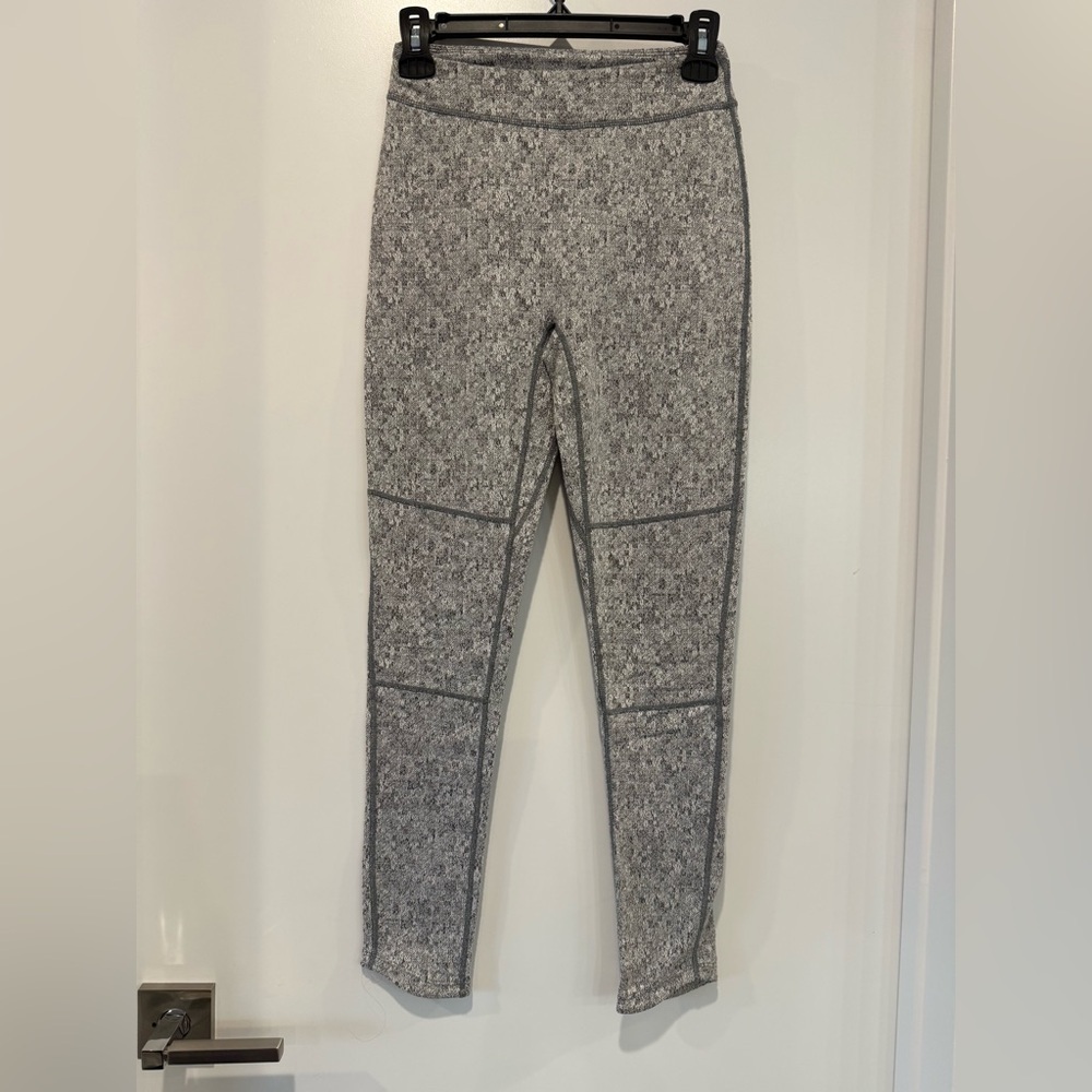 GymShark Women’s Moisture Management Leggings